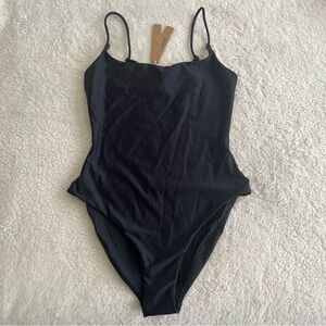 SKIMS Obsidian Classic Swim Square Neck Scoop One Piece - Size Medium